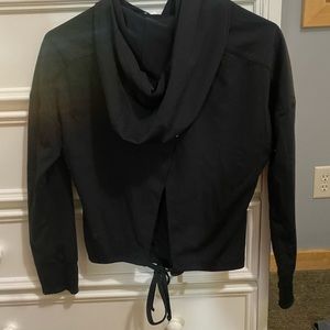 Lululemon sweatshirt